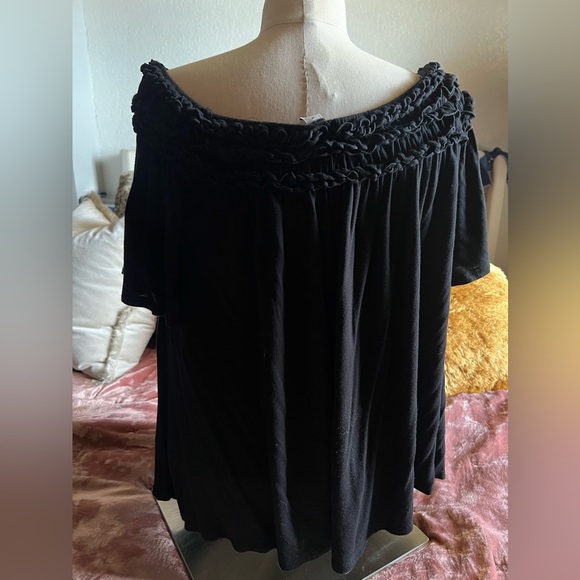 Elle Collection Top - Picture 2 of 3